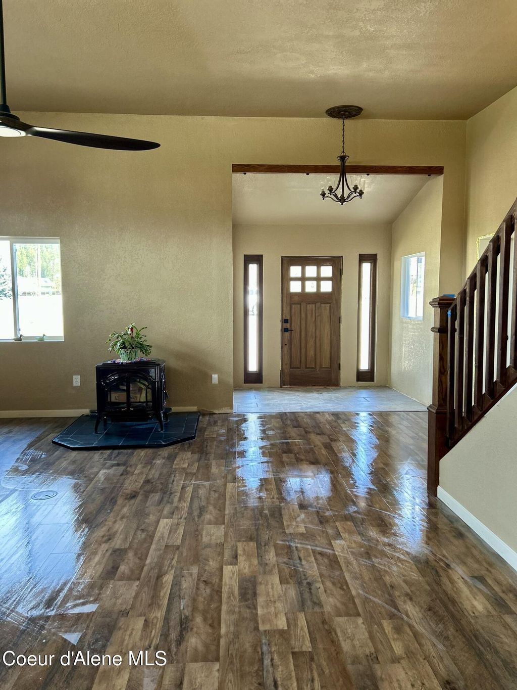 Photo of 9 Comeback Bay Ln, Sagle, ID 83860 (MLS # 26-3475)