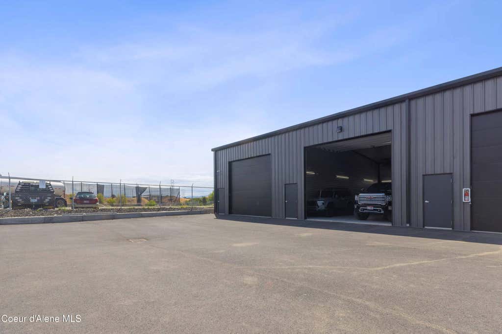 Photo of 16983 TULIP CT #J-6, Post Falls, ID 83854 (MLS # 26-7996)