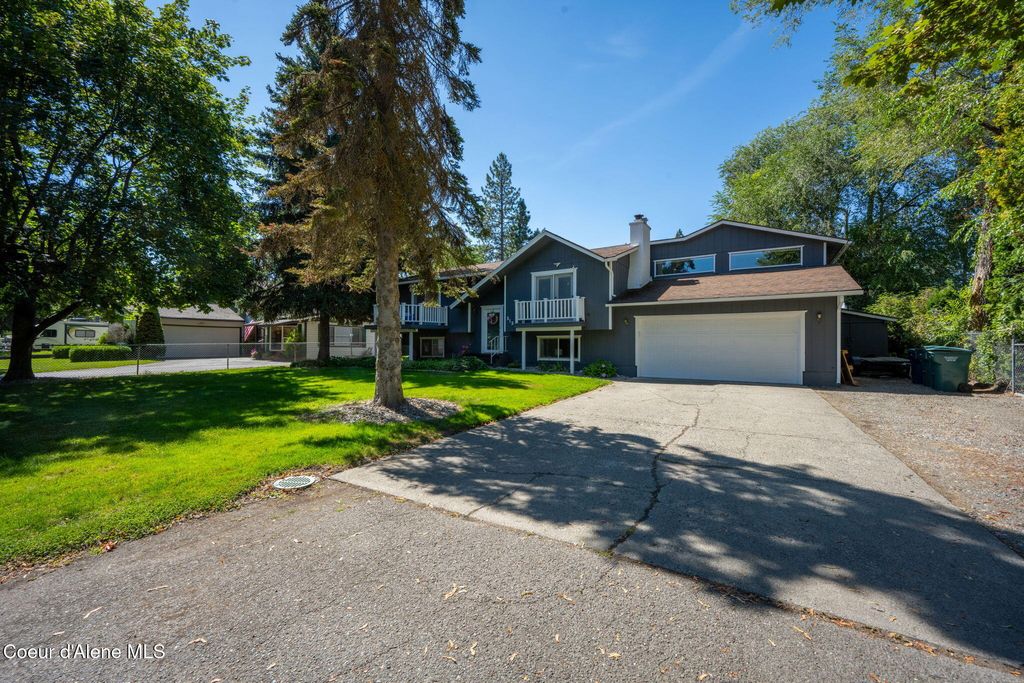 Photo of 5155 Ezy St, Coeur dAlene, ID 83815 (MLS # 26-3617)