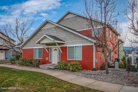 Photo of 926 GOLDENROD Ct, Post Falls, ID 83854 (MLS # 26-868)