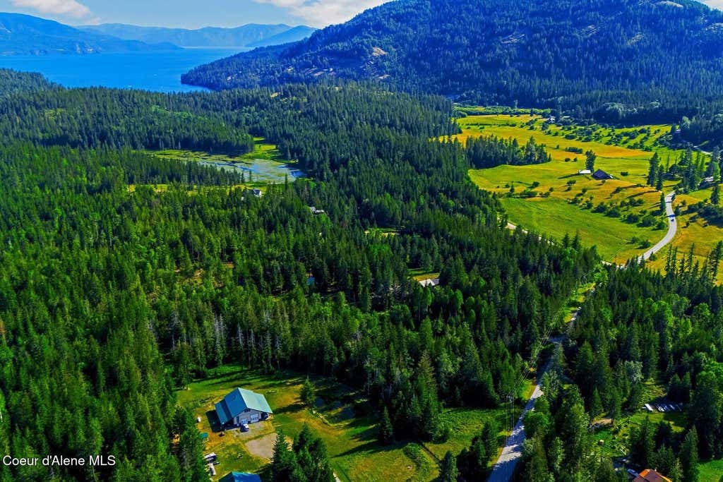 Photo of 27 Tanager LN, Sagle, ID 83860 (MLS # 26-7419)