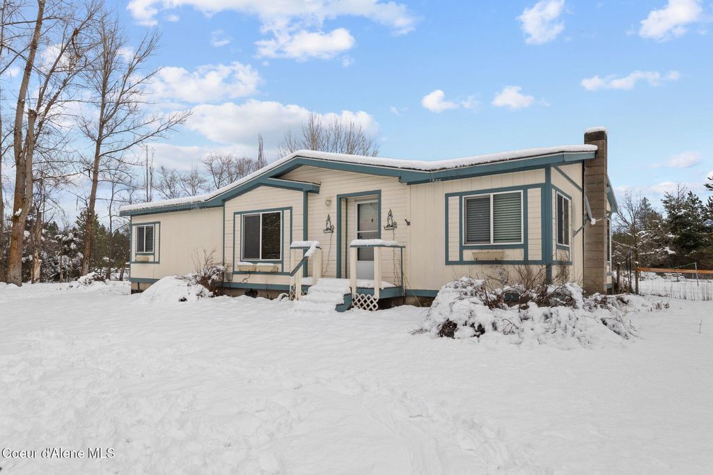 Photo of 16518 Mountain View View, Rathdrum, ID 83858 (MLS # 26-389)