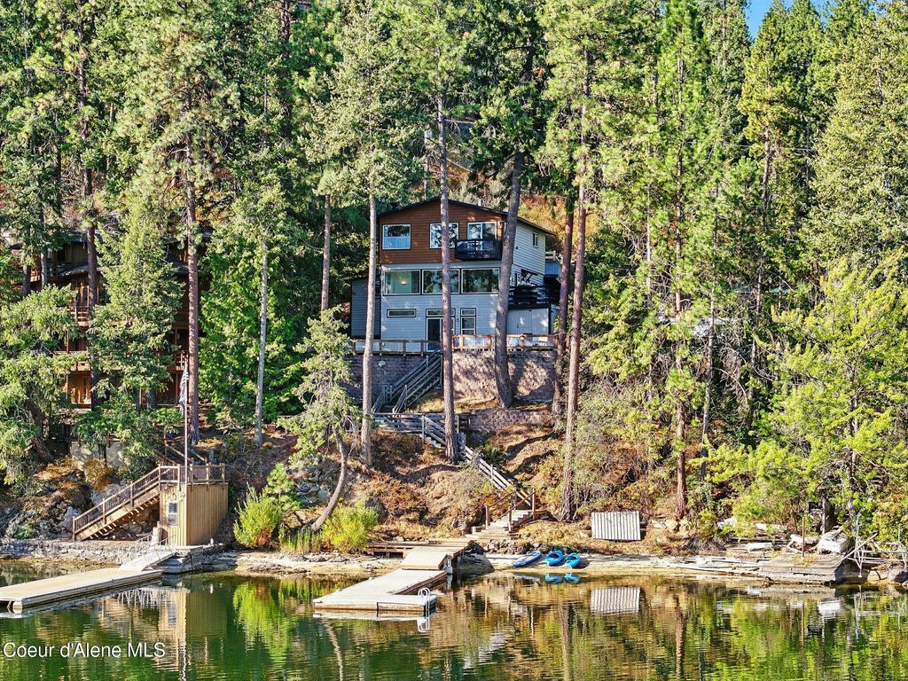 Photo of 24519 Tum Tum Dr, Liberty Lake, WA 99019 (MLS # 26-2117)