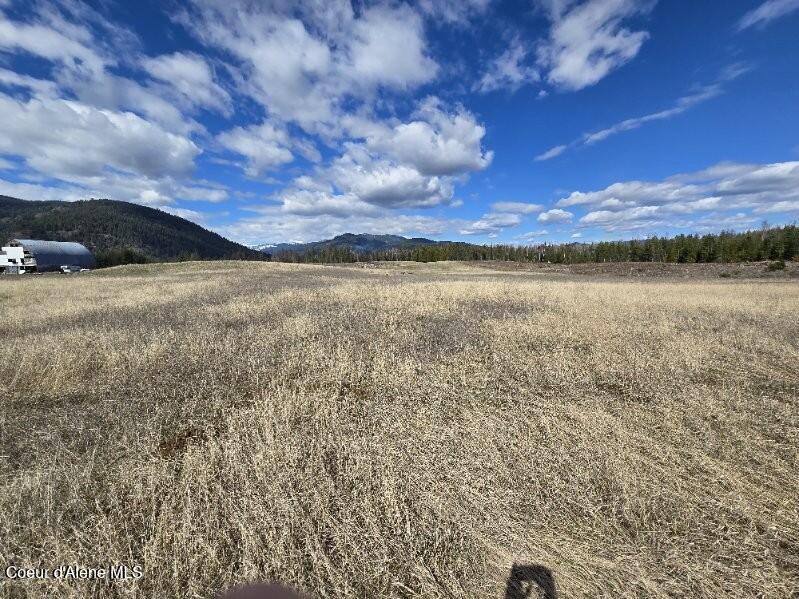 NNA Nettleingham Circle, Sandpoint, Alaska image 1