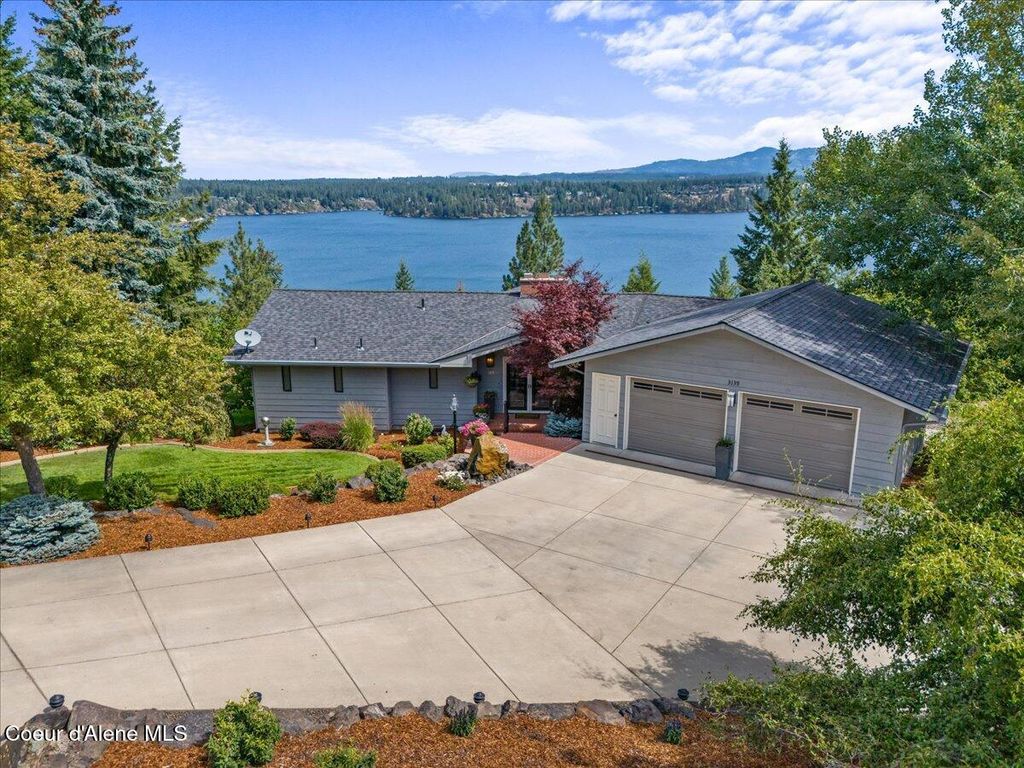 Photo of 3139 HAYDEN VIEW Dr, Coeur dAlene, ID 83815 (MLS # 25-7437)