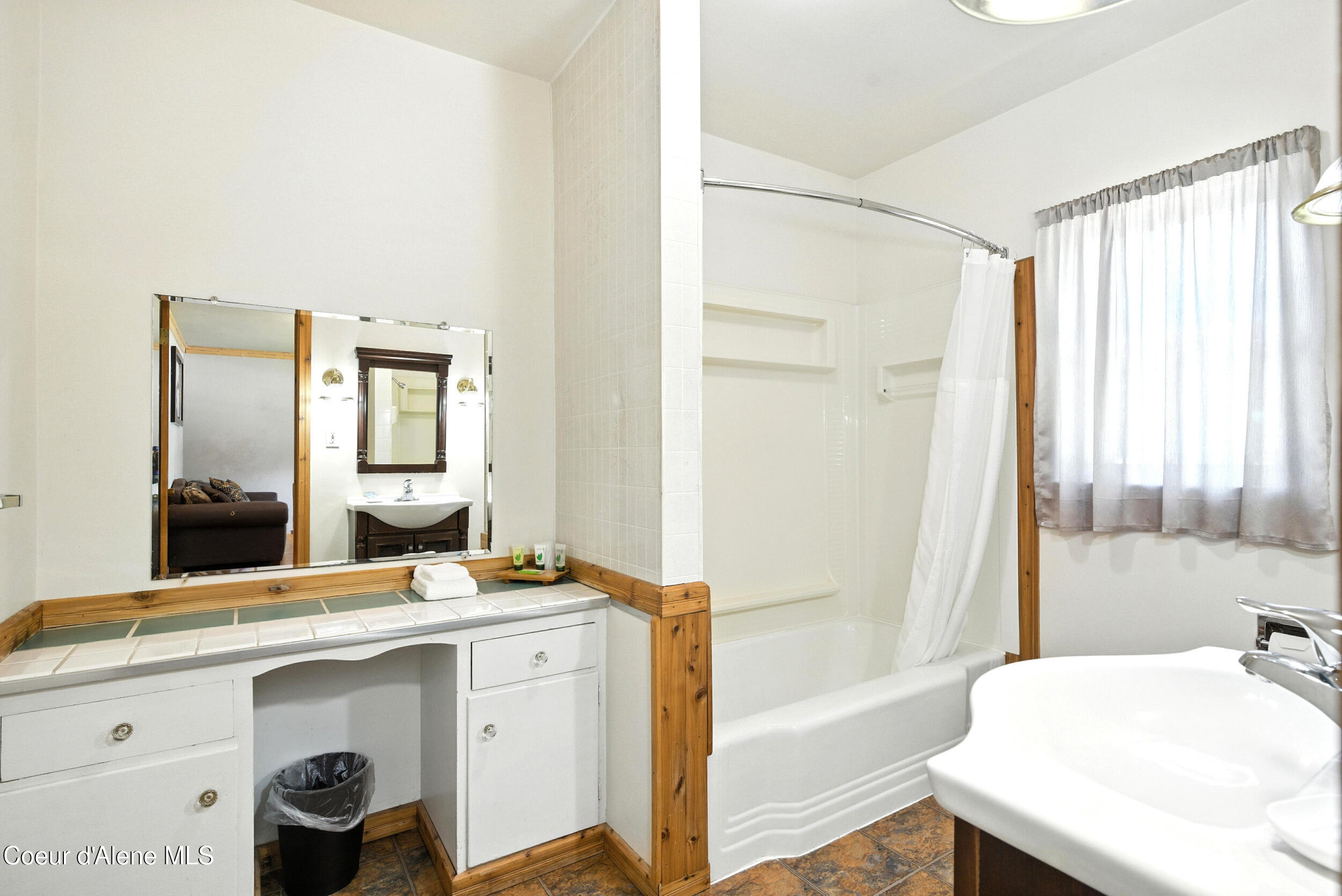 Bonners Ferry, Idaho 83805, United States, ,Commercial,Active,172964