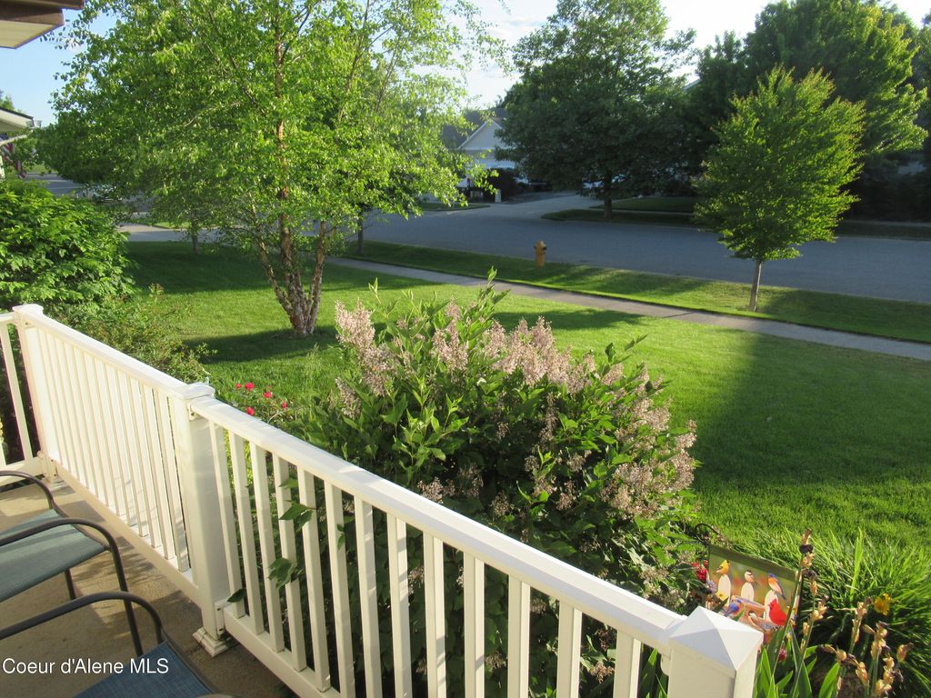 Photo of 4384 Lennox Loop, Coeur dAlene, ID 83814 (MLS # 26-3981)