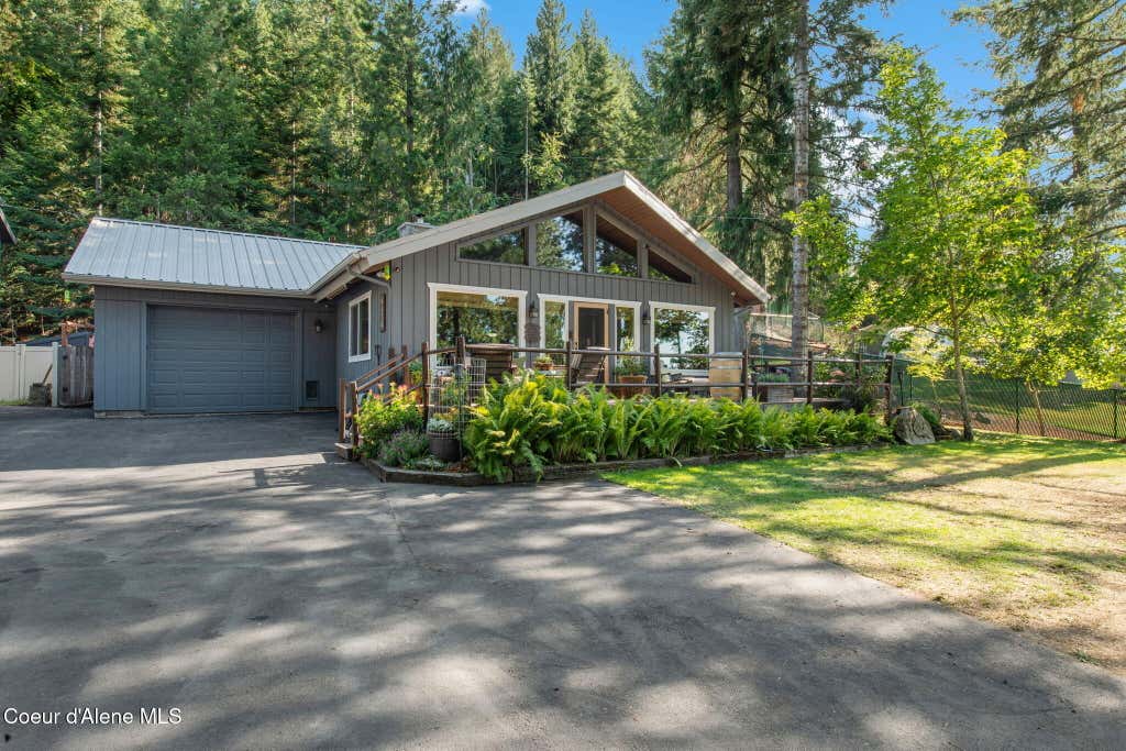 Photo of 4676 Hayden Lake Lake, Hayden, ID 83835 (MLS # 26-7918)
