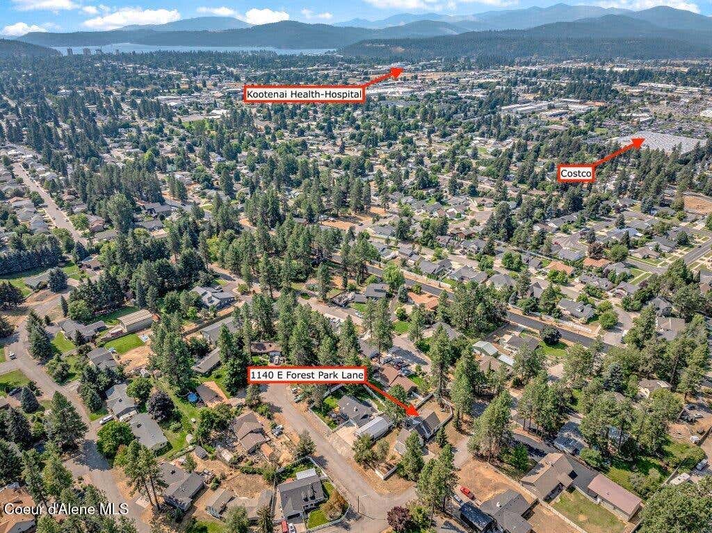 Photo of 1140 Forest Park Park, Coeur dAlene, ID 83815 (MLS # 26-8605)