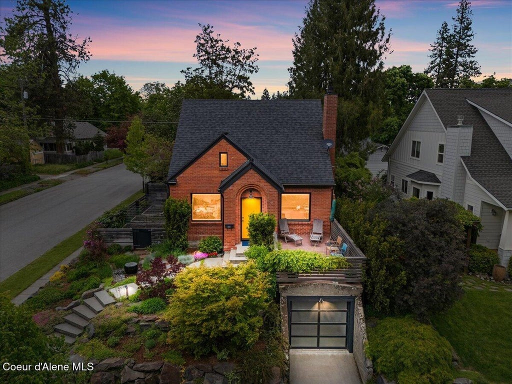 Photo of 901 Pennsylvania AVE, Coeur dAlene, ID 83814 (MLS # 26-7291)