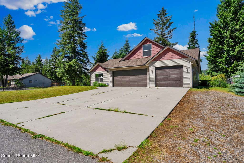 Photo of 31229 10th Ave, Spirit Lake, ID 83869 (MLS # 26-7476)