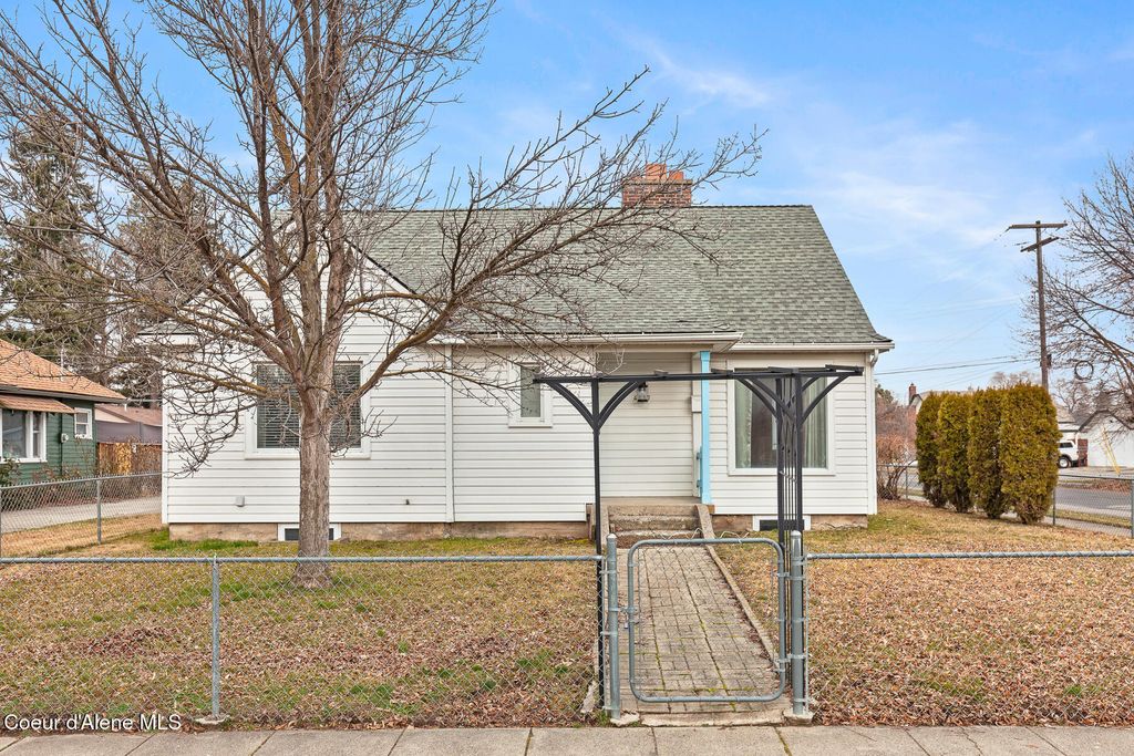 Photo of 4057 5th, Spokane, WA 99202 (MLS # 26-1547)