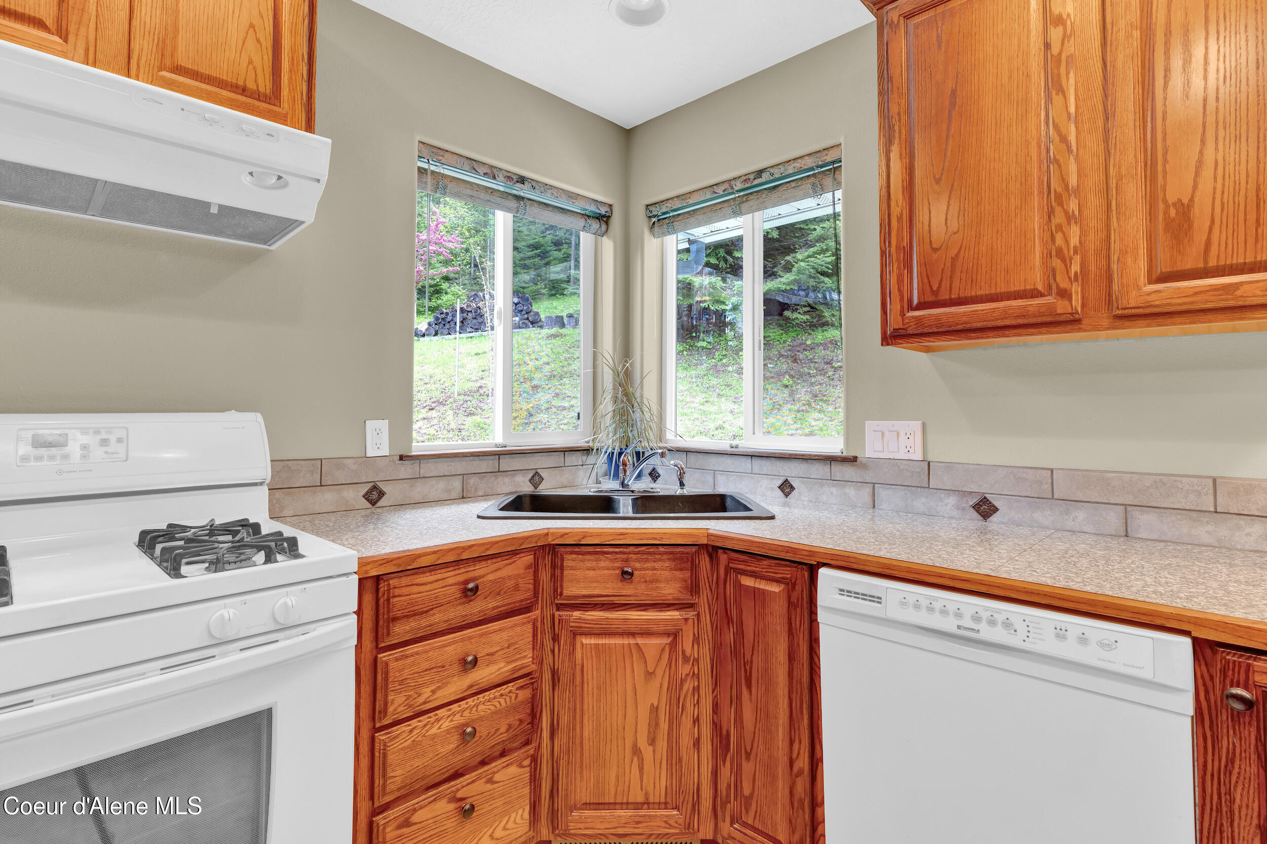 5340 W Hull Lp, Coeur d'Alene, Idaho image 13