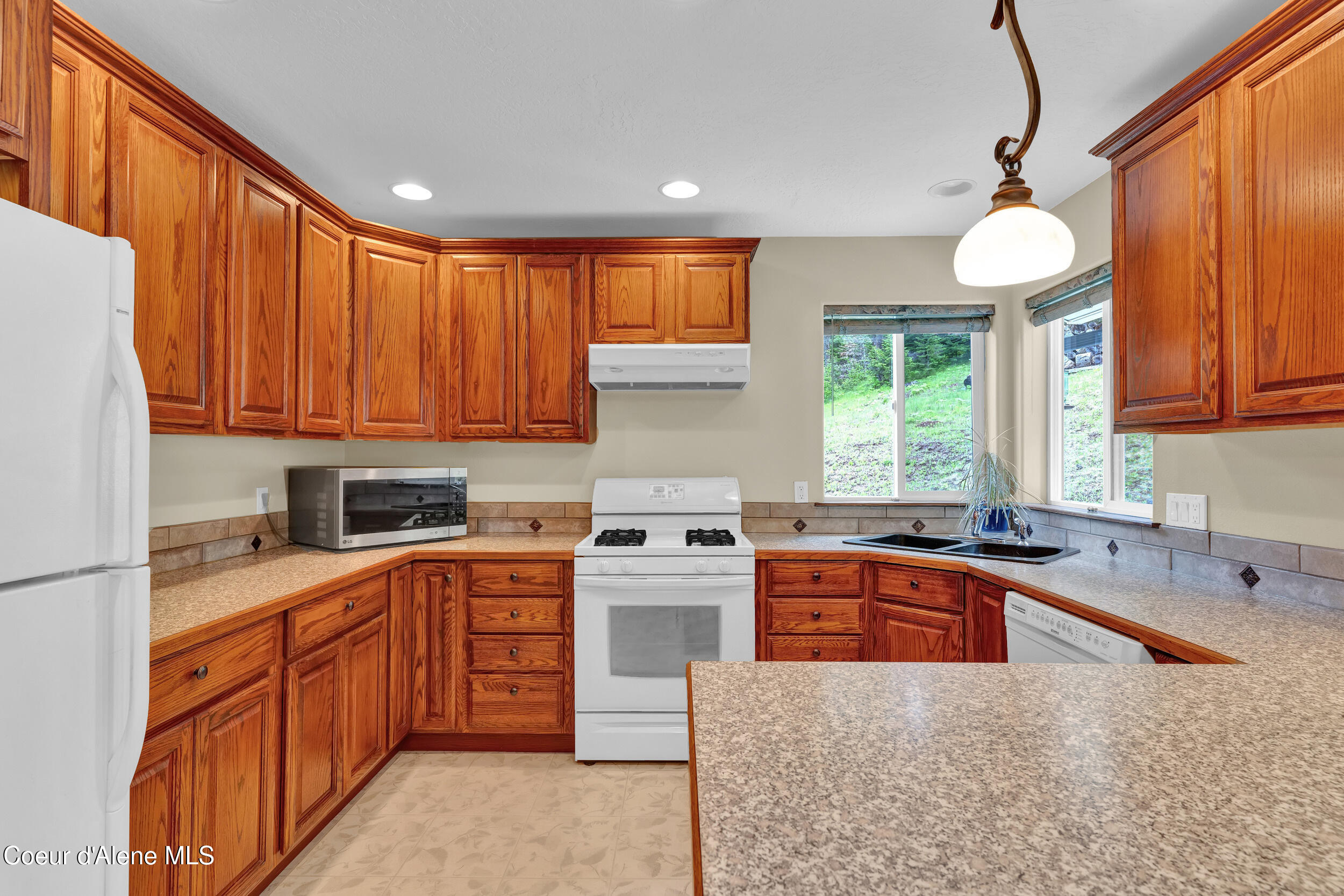 5340 W Hull Lp, Coeur d'Alene, Idaho image 11