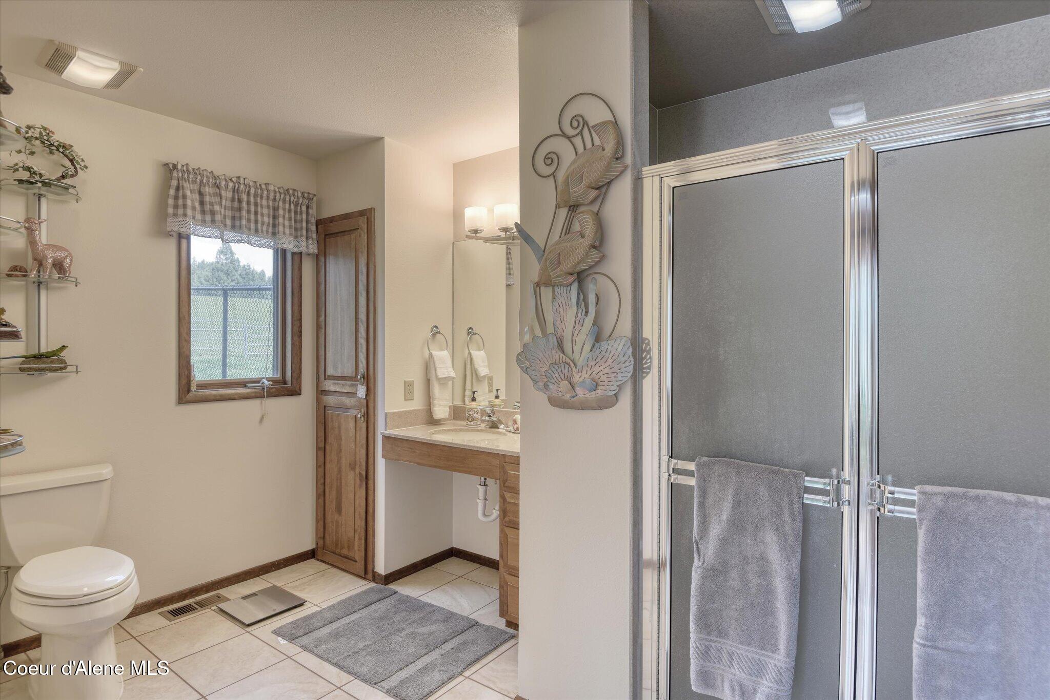 2885 S Folsom Ridge, Coeur d'Alene, Idaho image 32