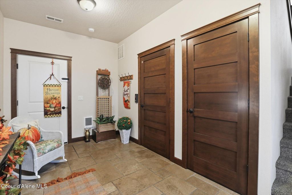 Photo of 4583 Greenchain Loop #6, Coeur dAlene, ID 83814 (MLS # 25-11366)