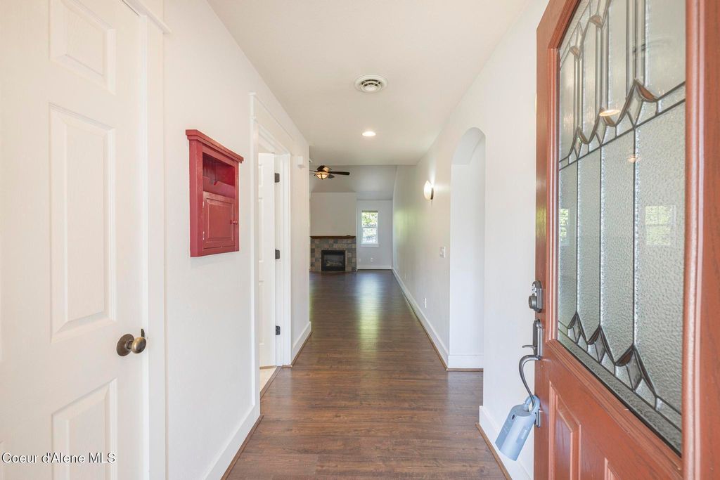 Photo of 1337 CENTER GREEN Green, Coeur dAlene, ID 83815 (MLS # 25-9150)
