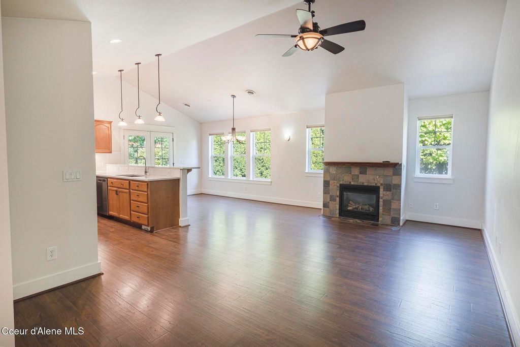 Photo of 1337 CENTER GREEN Green, Coeur dAlene, ID 83815 (MLS # 25-9150)