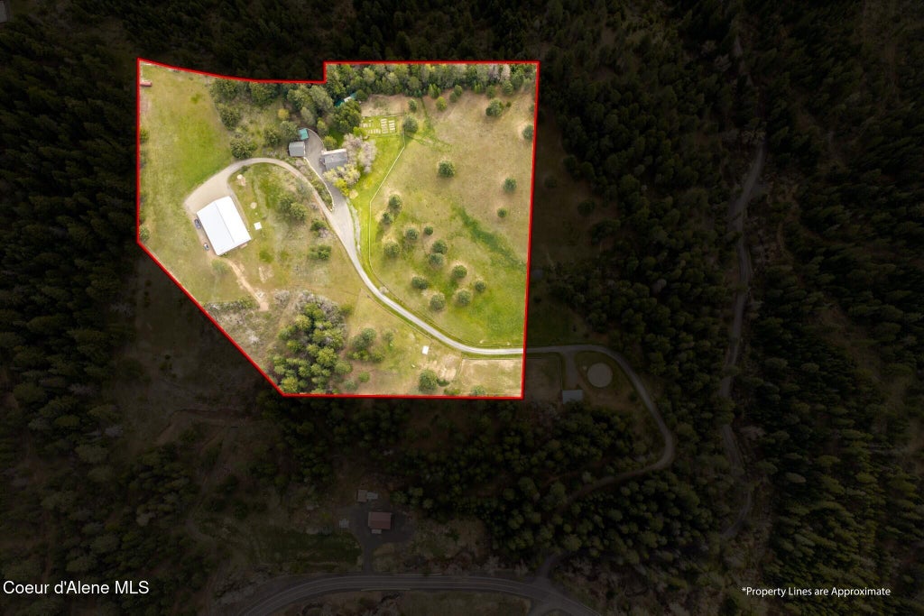 Photo of 21946 Loffs Bay RD, Coeur dAlene, ID 83814 (MLS # 26-9319)