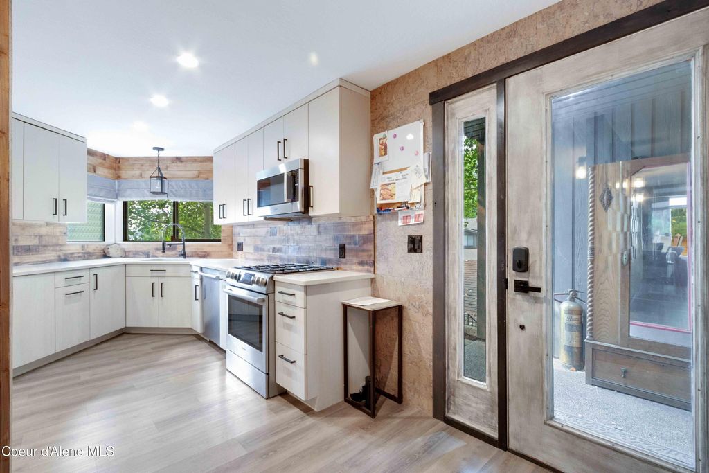 Photo of 600 HUBBARD Ave #29, Coeur dAlene, ID 83814 (MLS # 25-9195)