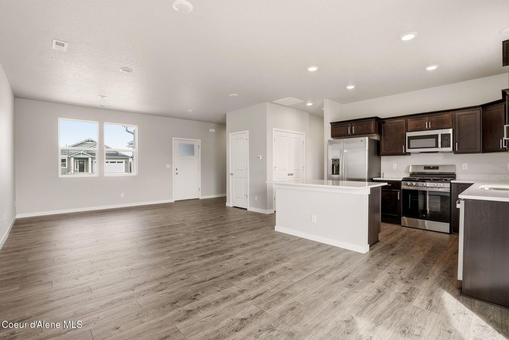 Photo of 3281 Pale Fox St, Post Falls, ID 83854 (MLS # 26-6213)