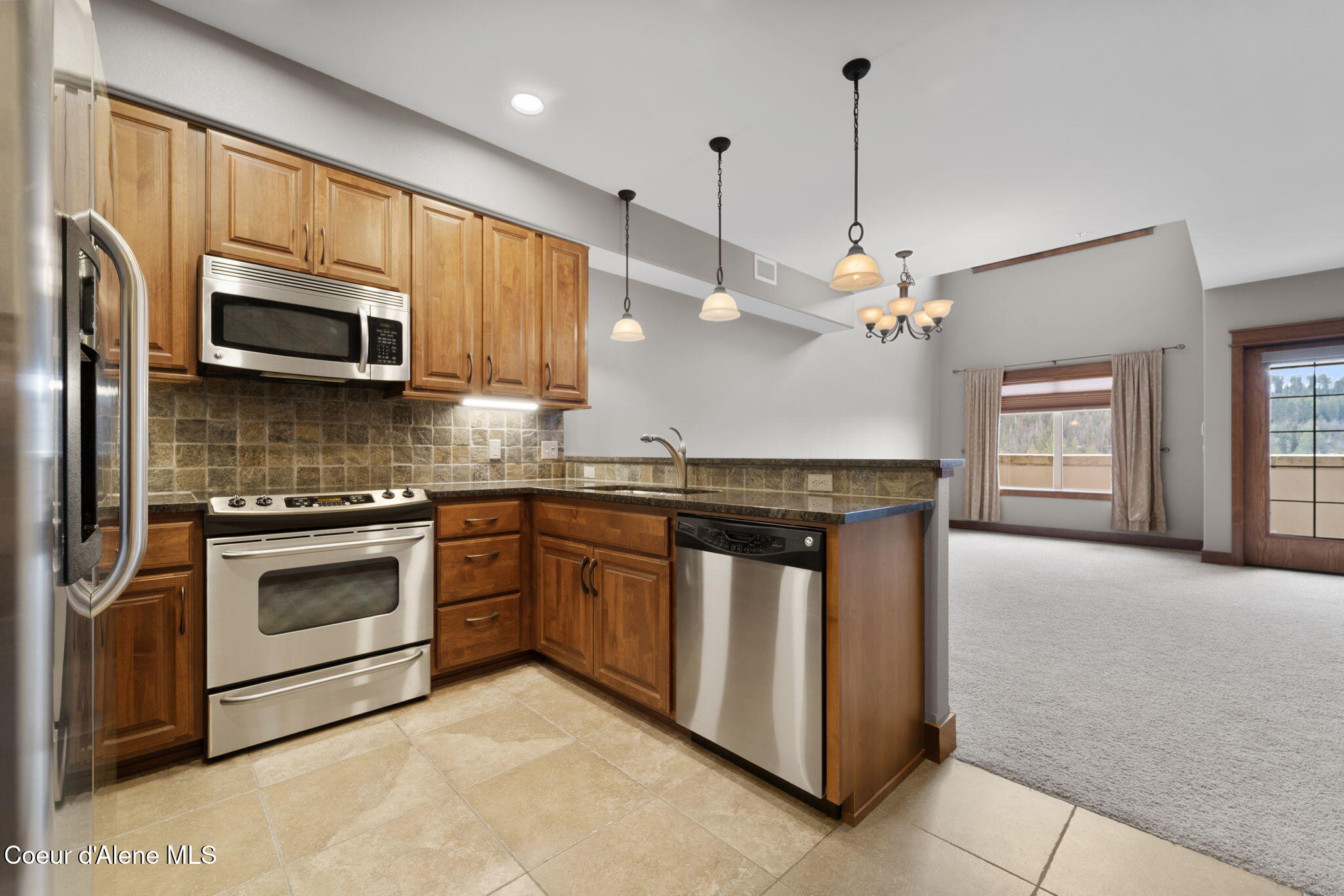 2151 Main STE 225