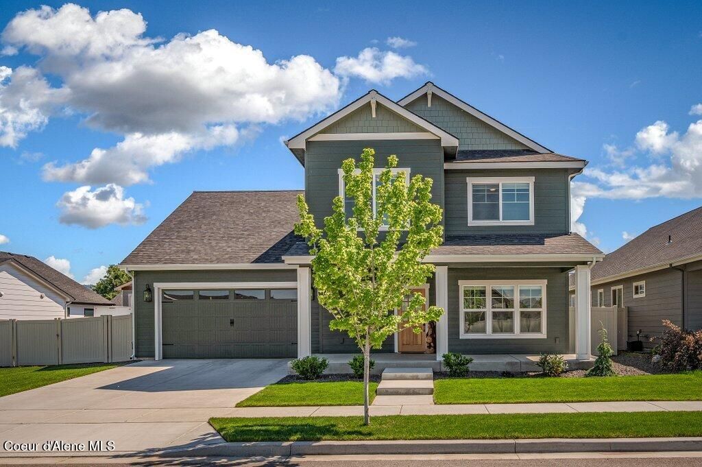 Photo of 1656 OKANOGAN AVE, Post Falls, ID 83854 (MLS # 26-5461)