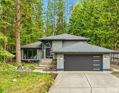 Photo of 3319 Augusta Ct, Coeur dAlene, ID 83815 (MLS # 26-2689)