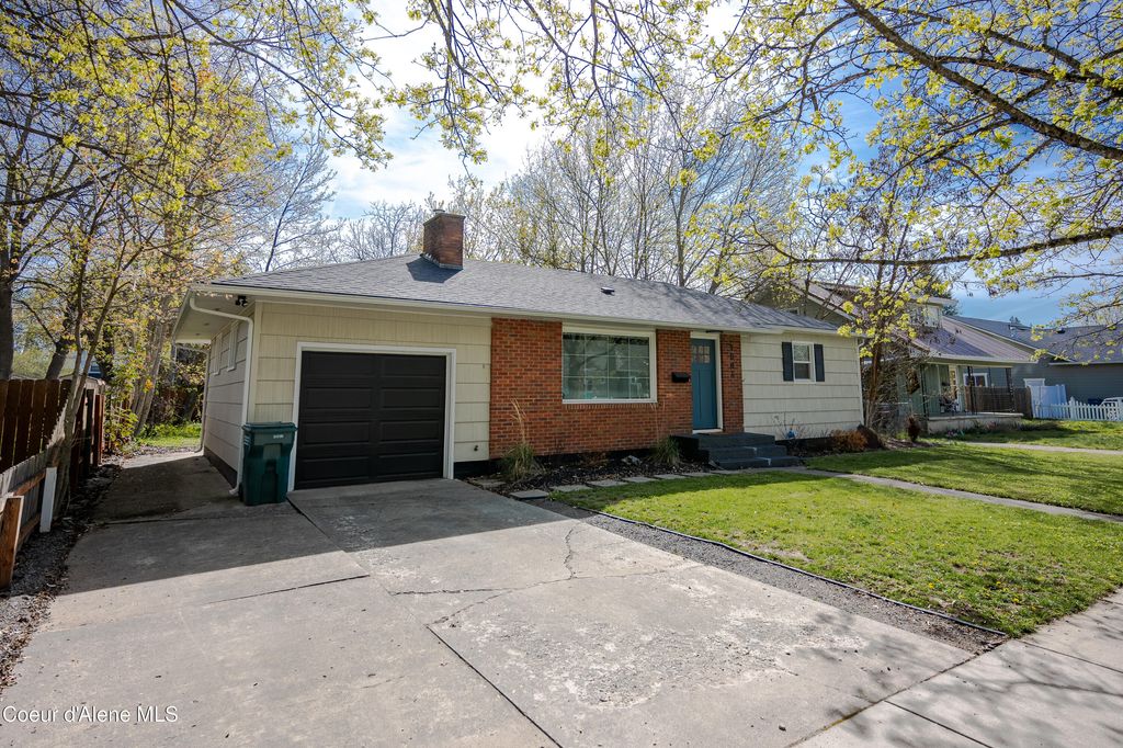 Photo of 1004 7th ST, Coeur dAlene, ID 83814 (MLS # 26-4415)