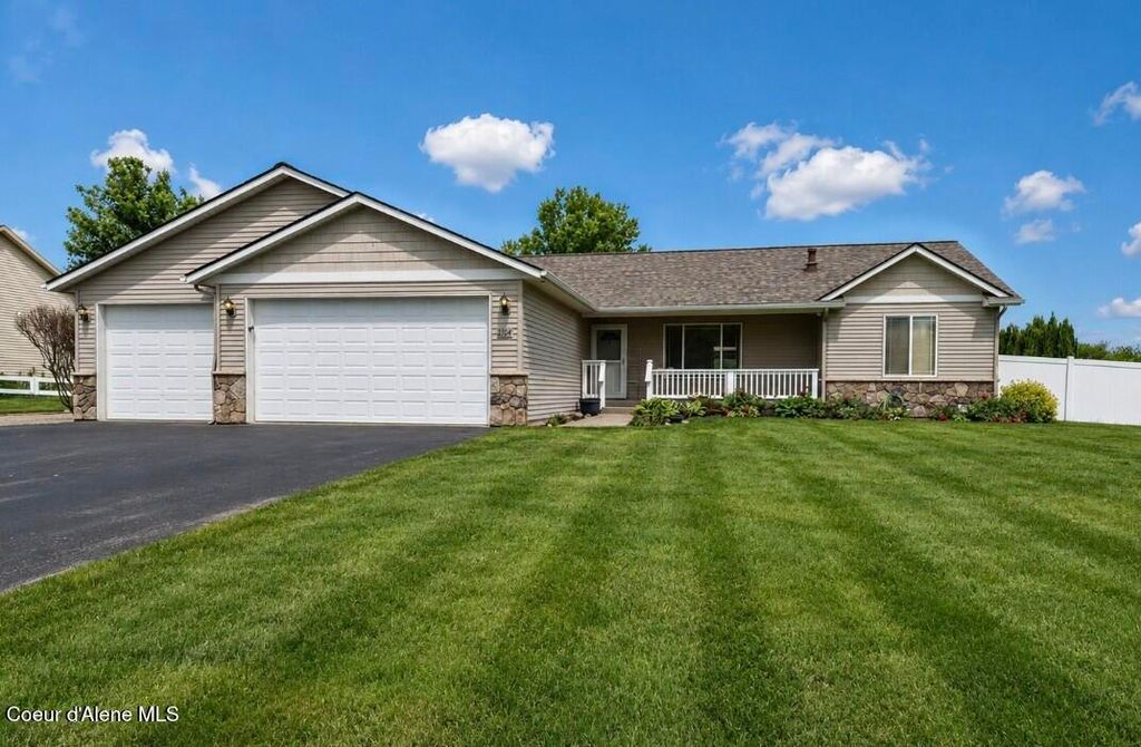 Photo of 2104 Evening Star RD, Post Falls, ID 83854 (MLS # 26-5359)