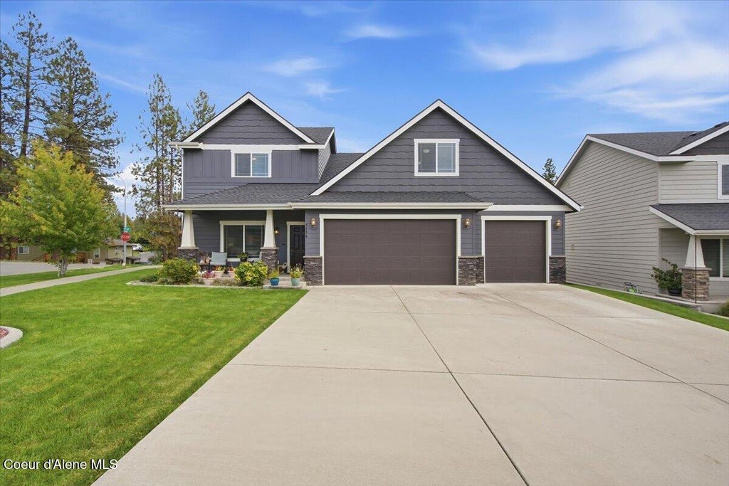 Photo of 3136 Belmont Rd, Coeur dAlene, ID 83815 (MLS # 26-9712)