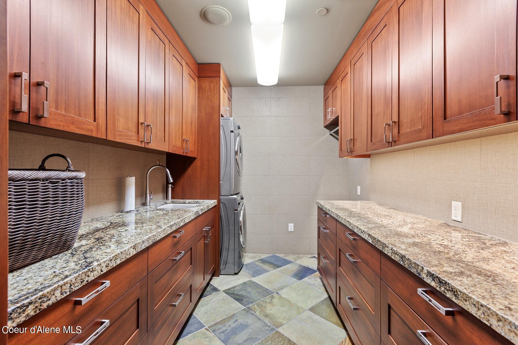 2051 S Island Green, Coeur d'Alene, Idaho image 37