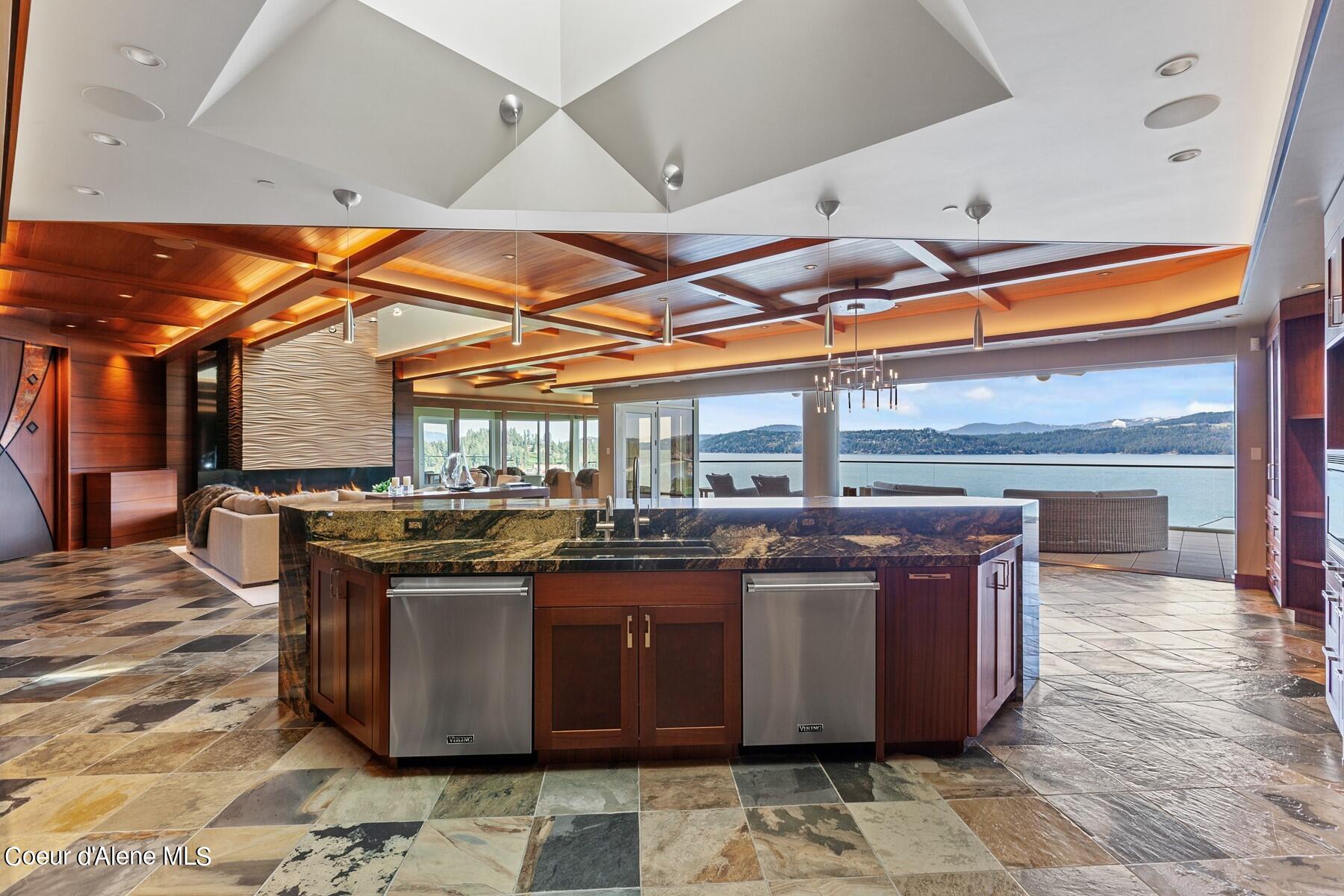 2051 S Island Green, Coeur d'Alene, Idaho image 50