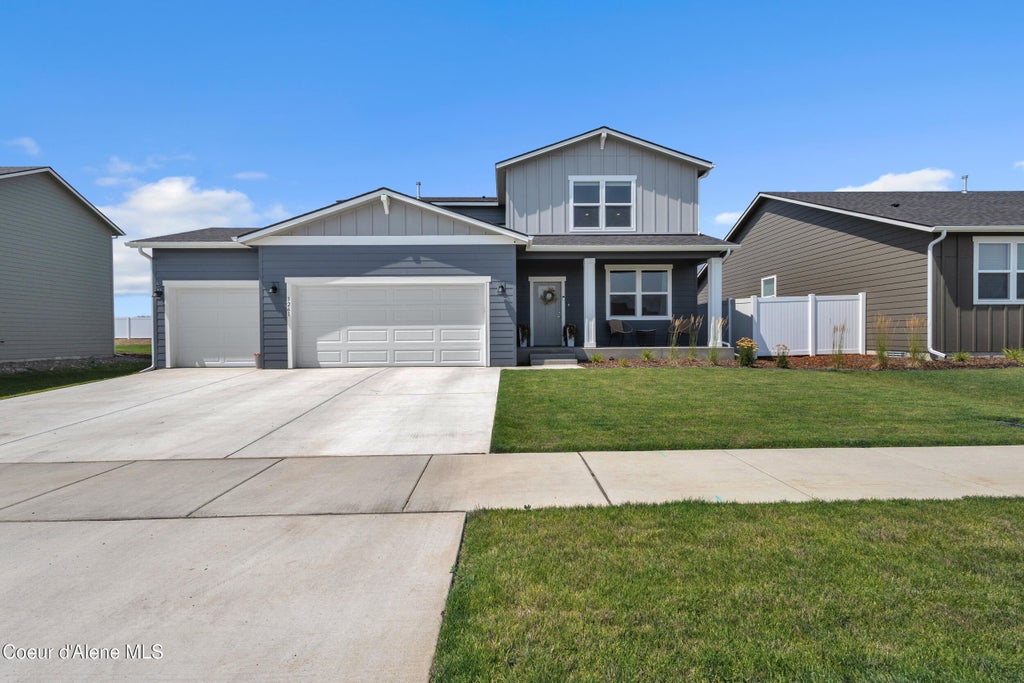 Photo of 3261 Corvus St, Post Falls, ID 83854 (MLS # 26-7795)