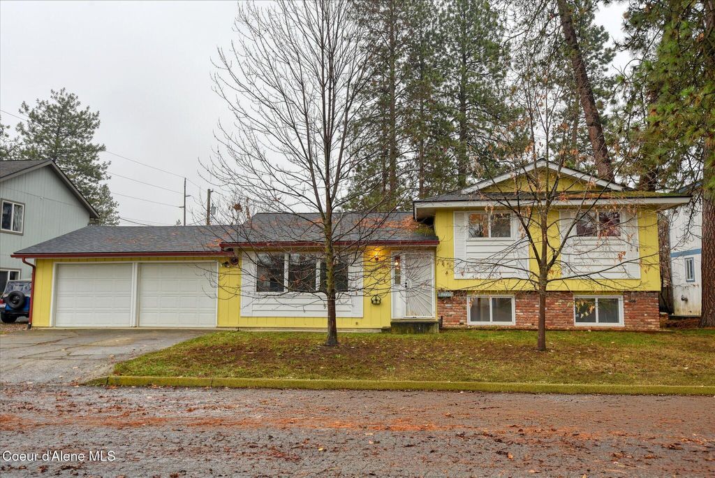 Photo of 2816 9th, Coeur dAlene, ID 83815 (MLS # 25-11329)