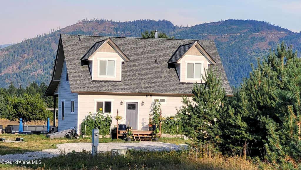 Photo of 2301 Mc Arthur Lake Lake, Naples, ID 83847 (MLS # 26-6340)