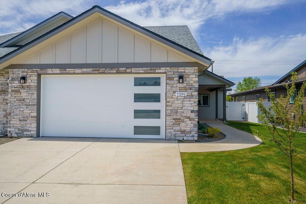 Photo of 7379 Breaux Drive Drive, Coeur dAlene, ID 83815 (MLS # 25-11311)