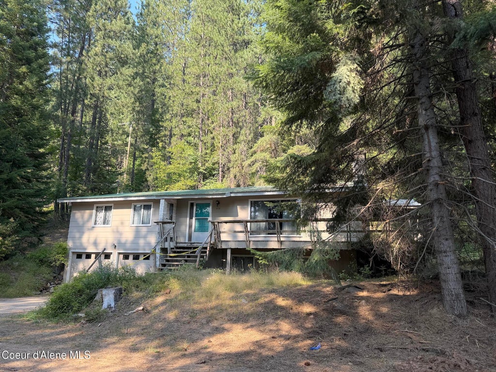 Photo of 202 Fairview, Silverton, ID 83867 (MLS # 26-8044)