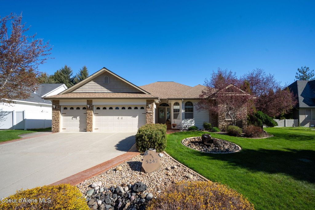 Photo of 5247 Broken Tee RD, Rathdrum, ID 83858 (MLS # 26-4670)