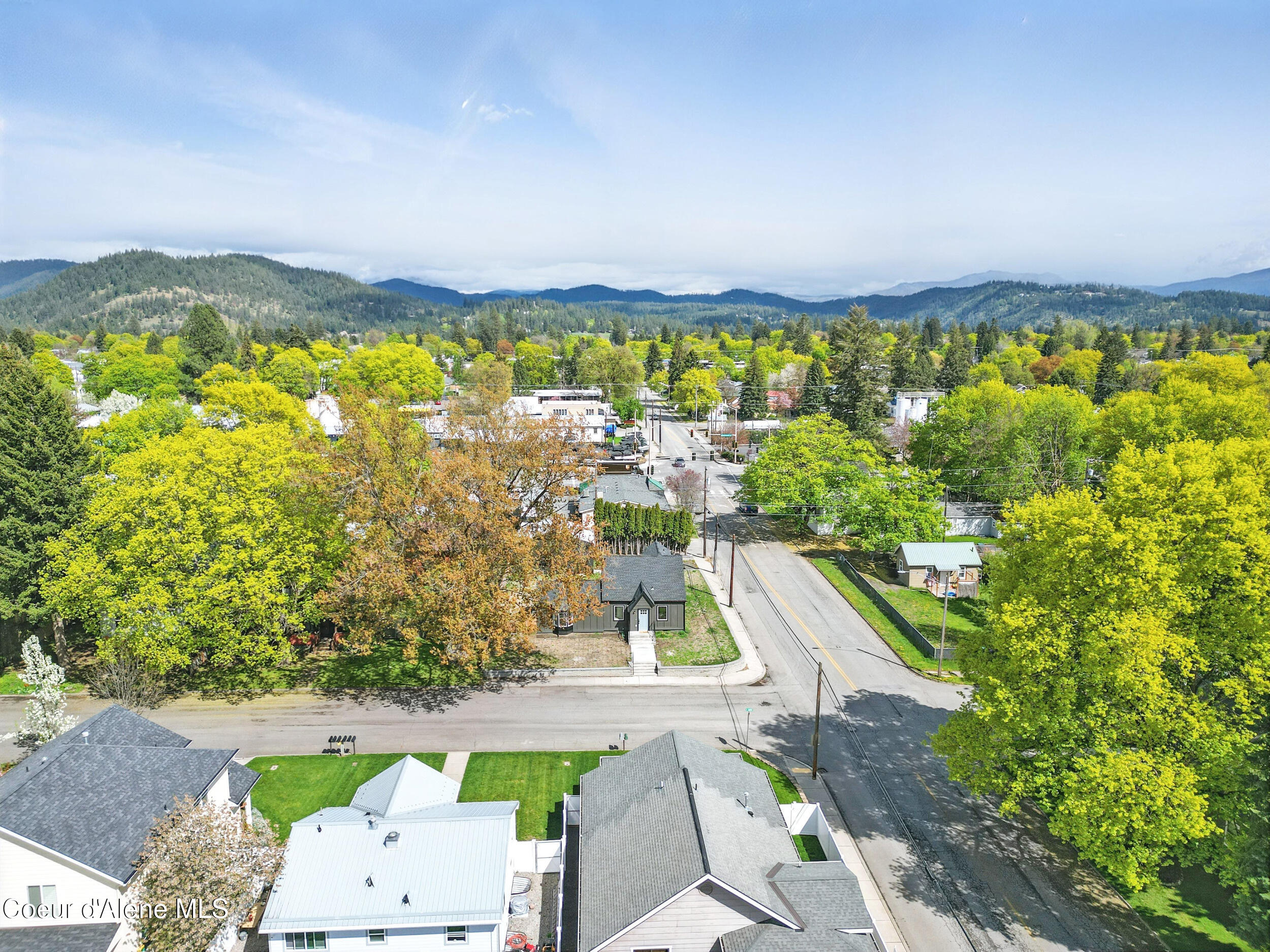 1202 N A St, Coeur d'Alene, Idaho image 35