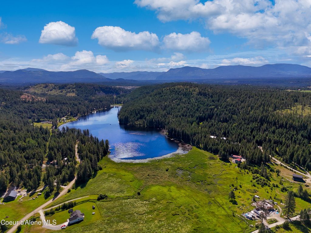 Photo of 447 Beaver Lake Lake, Athol, ID 83801 (MLS # 26-6574)