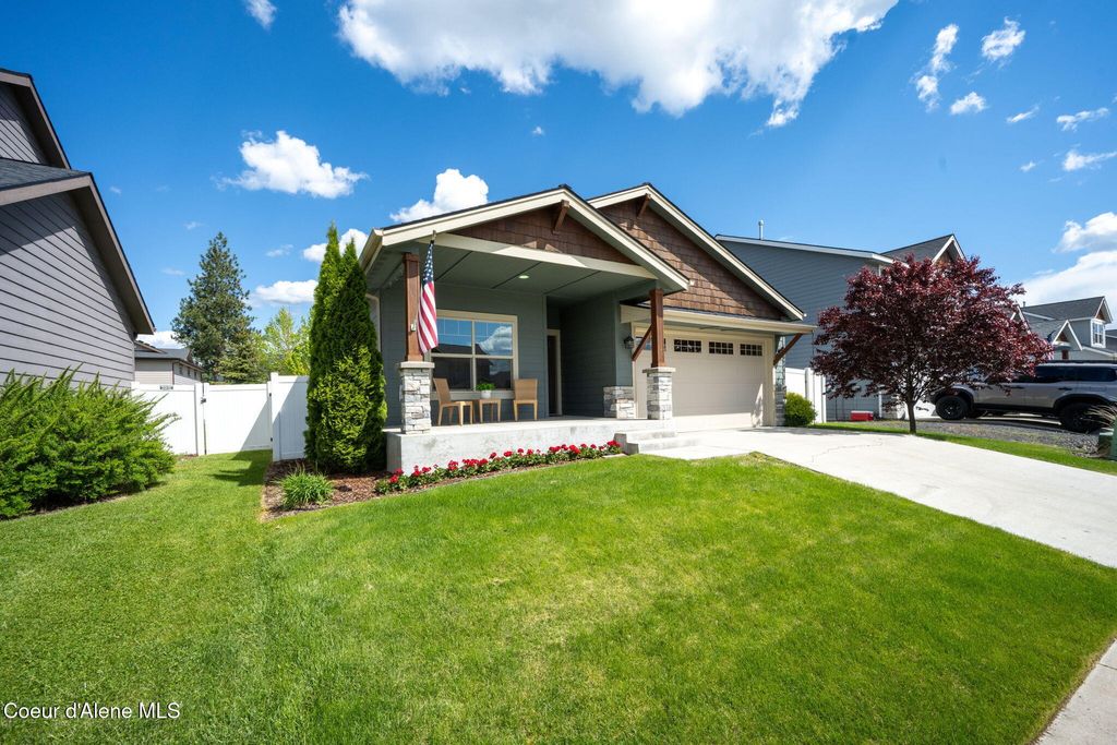 Photo of 6644 Idlewood Dr, Coeur dAlene, ID 83815 (MLS # 26-5274)