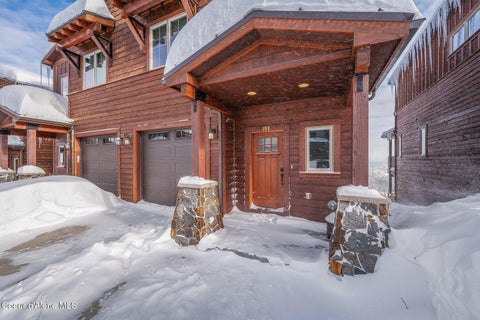 Photo of 153 Chutes Ln, Sandpoint, ID 83864 (MLS # 26-7968)