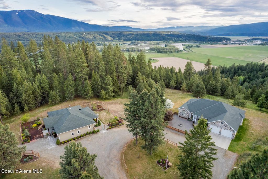 Photo of 684 Chute Canyon Way, Bonners Ferry, ID 83805 (MLS # 25-4850)