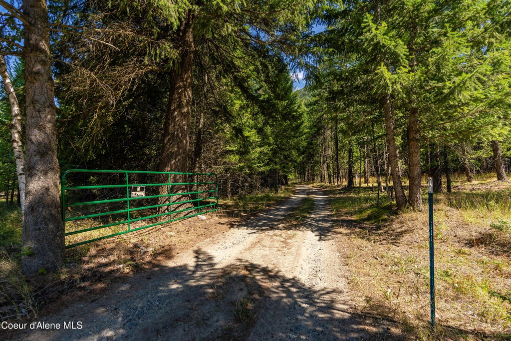 Photo of NNA Diamond, Bonners Ferry, ID 83805 (MLS # 25-9778)