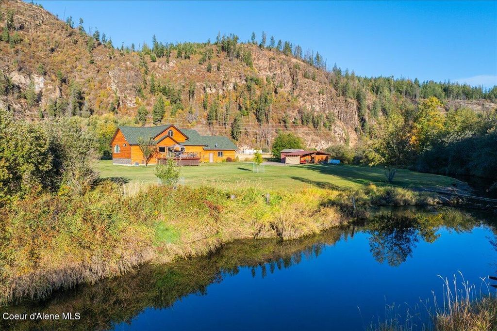 Photo of 53876 HWY 200, Clark Fork, ID 83811 (MLS # 25-8987)