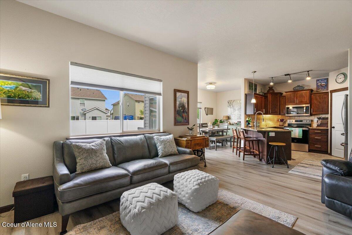 8279 N Wentworth St, Post Falls, Idaho image 11