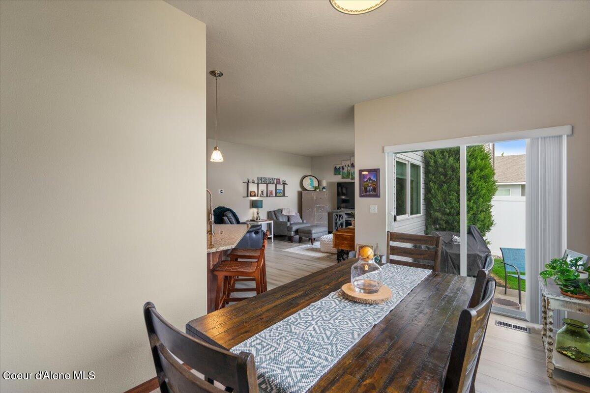 8279 N Wentworth St, Post Falls, Idaho image 18