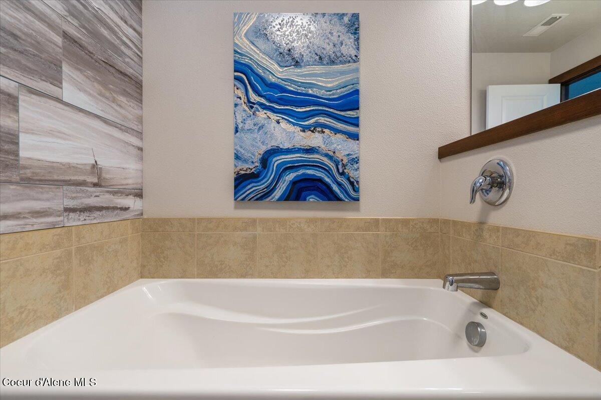 8279 N Wentworth St, Post Falls, Idaho image 23