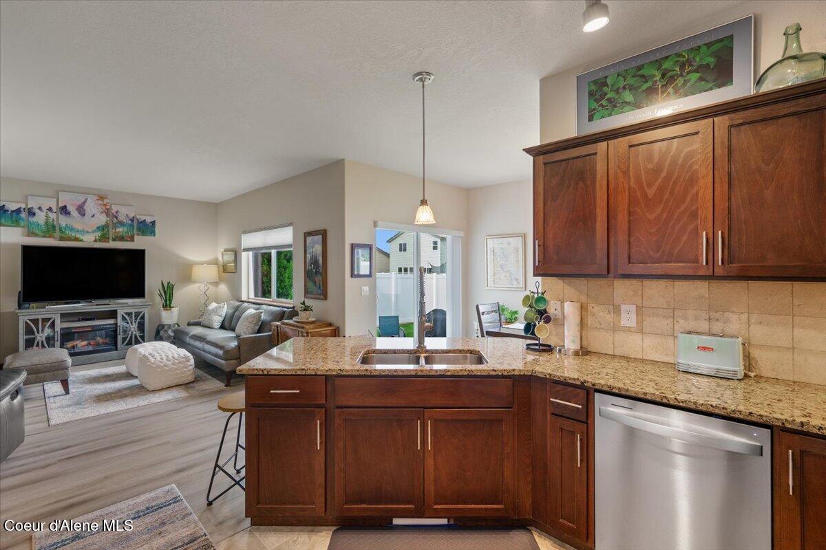 8279 N Wentworth St, Post Falls, Idaho image 16